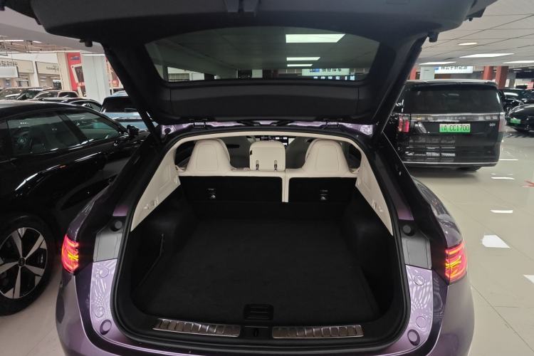 Used Hima Luxeed R7 2024 All-Electric 667 km Max Trunk