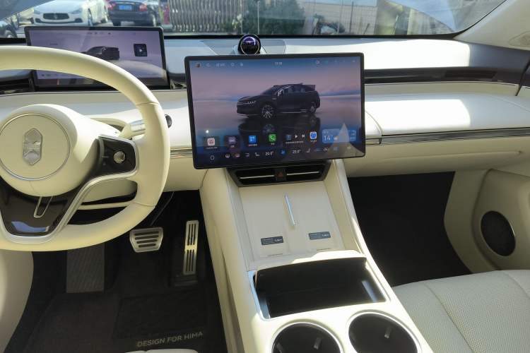 Used Hima Luxeed R7 2024 All-Electric 802 km Max Audio And AC Panel