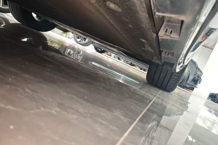 Used Hima Luxeed R7 2024 All-Electric 736 km Ultra Chassis Front Right