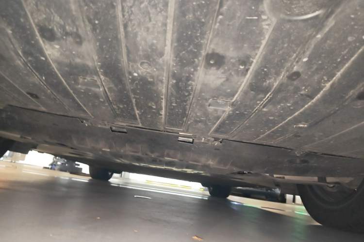 Used Hima Luxeed R7 2024 All-Electric 802 km Max Chassis Rear