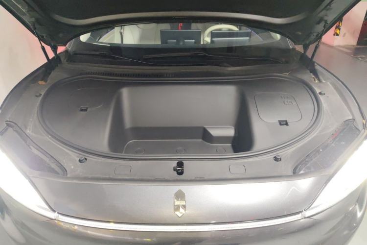 Used Hima Luxeed R7 2024 All-Electric 802 km Max Engine Bay