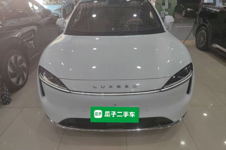 Used Hima Luxeed R7 2024 All-Electric 736 km Ultra Exterior 1