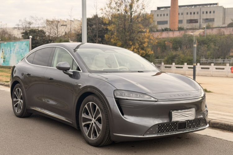 Used Hima Luxeed R7 2024 Pure Electric 667km Pro Exterior 2