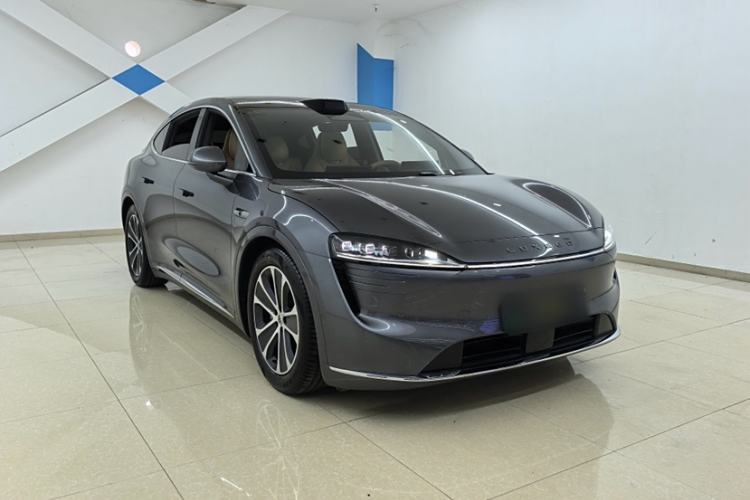 Used Hima Luxeed R7 2024 All-Electric 802 km Max Exterior 3