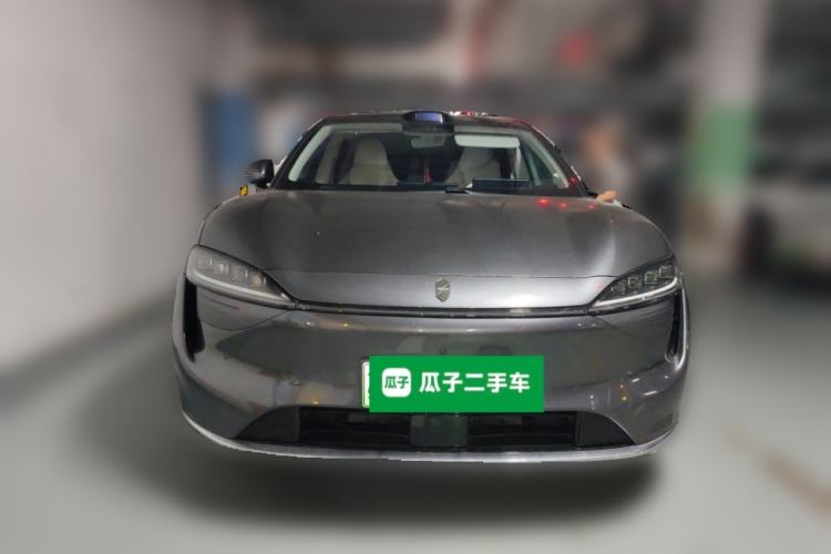 Used Hima Luxeed R7 2024 All-Electric 802 km Max Front