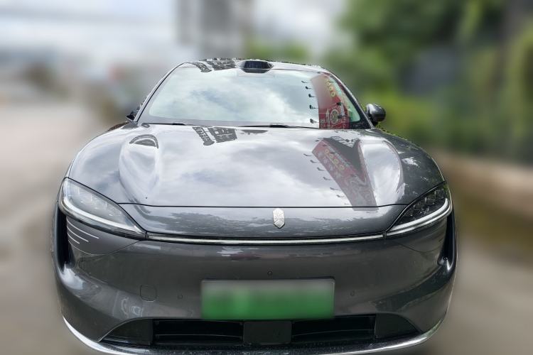 Used Hima Luxeed R7 2024 All-Electric 802 km Max Front