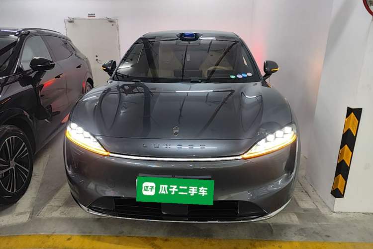 Used Hima Luxeed R7 2024 All-Electric 802 km Max Front