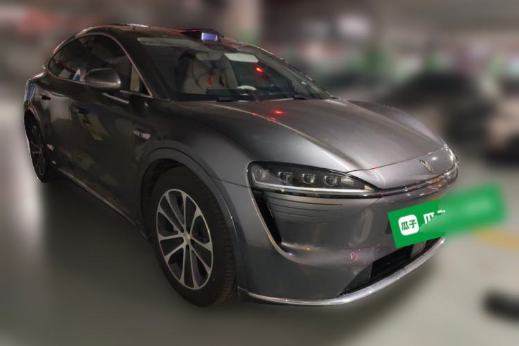Used Hima Luxeed R7 2024 All-Electric 802 km Max Front Right 45 Deg