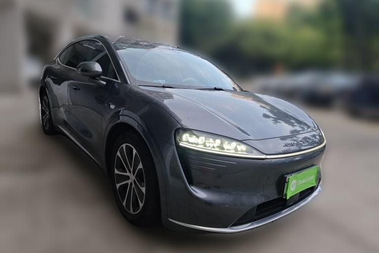 Used Hima Luxeed R7 2024 Pure Electric 667km Pro Front Right 45 Deg