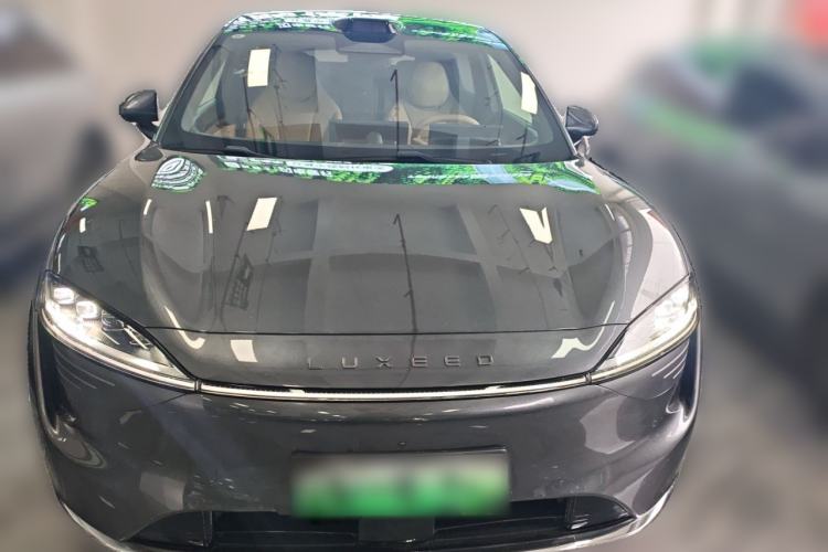 Used Hima Luxeed R7 2024 All-Electric 736 km Ultra Front