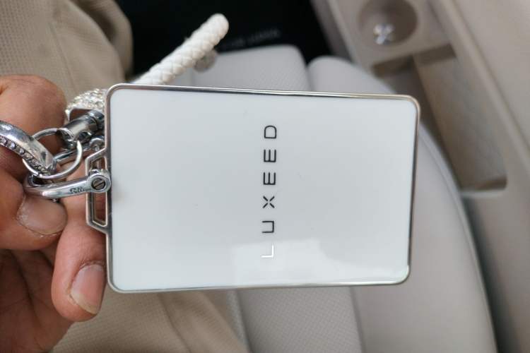 Used Hima Luxeed R7 2024 Pure Electric 667km Pro Interior 1