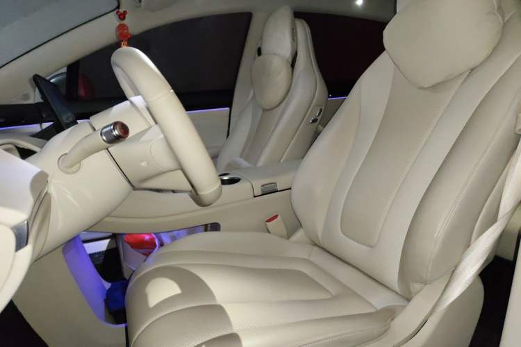 Used Hima Luxeed R7 2024 All-Electric 802 km Max Left Front Seat