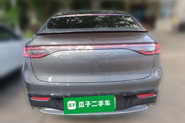 Used Hima Luxeed R7 2024 All-Electric 802 km Max Rear