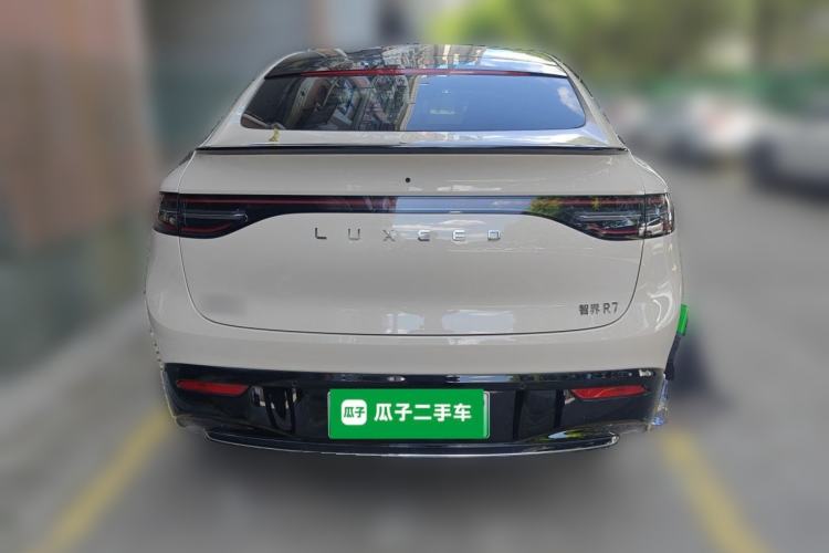 Used Hima Luxeed R7 2024 All-Electric 667 km Max Rear