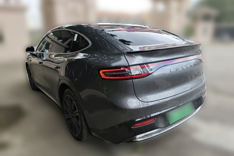 Used Hima Luxeed R7 2024 All-Electric 802 km Max Rear Left 45 Deg