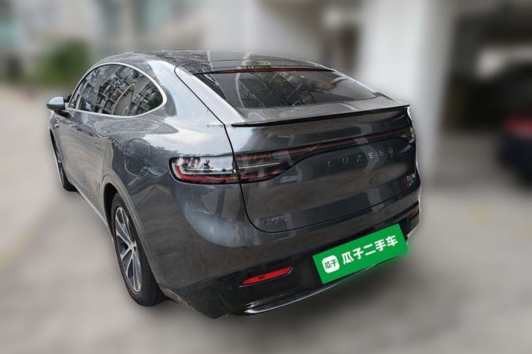 Used Hima Luxeed R7 2024 Pure Electric 667km Pro Rear Left 45 Deg