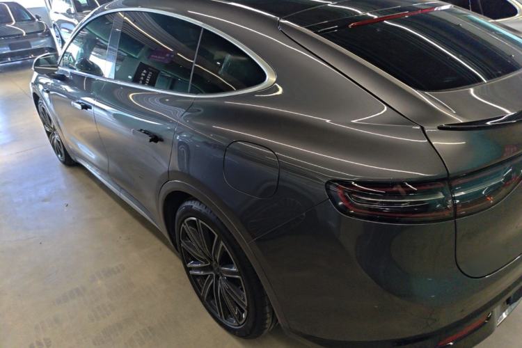 Used Hima Luxeed R7 2024 All-Electric 667 km Max Rear Left 45 Deg