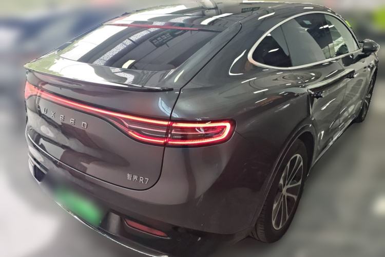 Used Hima Luxeed R7 2024 All-Electric 736 km Ultra Rear Right 45 Deg