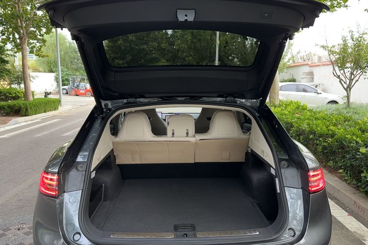 Used Hima Luxeed R7 2024 All-Electric 802 km Max Trunk