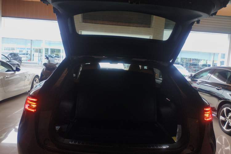 Used Hima Luxeed R7 2024 All-Electric 736 km Ultra Trunk