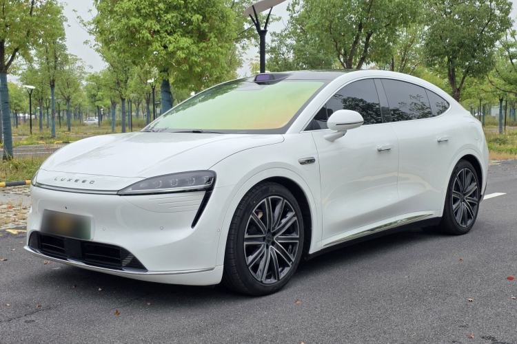 Hima Luxeed R7 2024 All-Electric 802 km Max