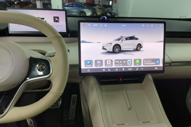 Used Hima Luxeed R7 2024 All-Electric 802 km Max Audio And AC Panel