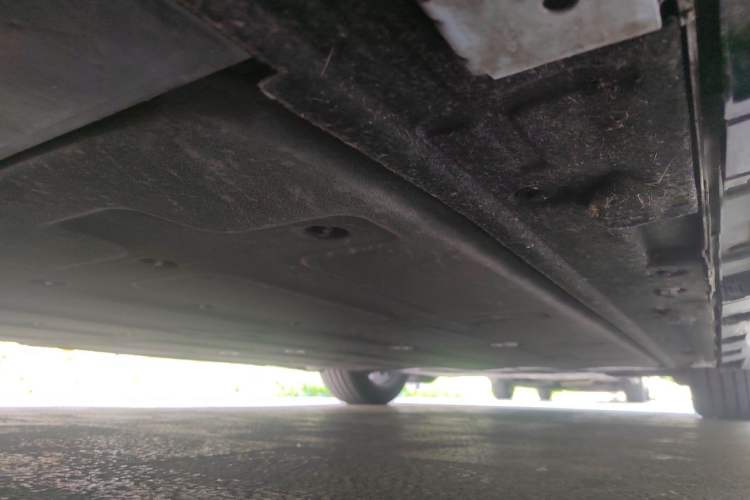 Used Hima Luxeed R7 2024 All-Electric 667 km Max Chassis Rear Right