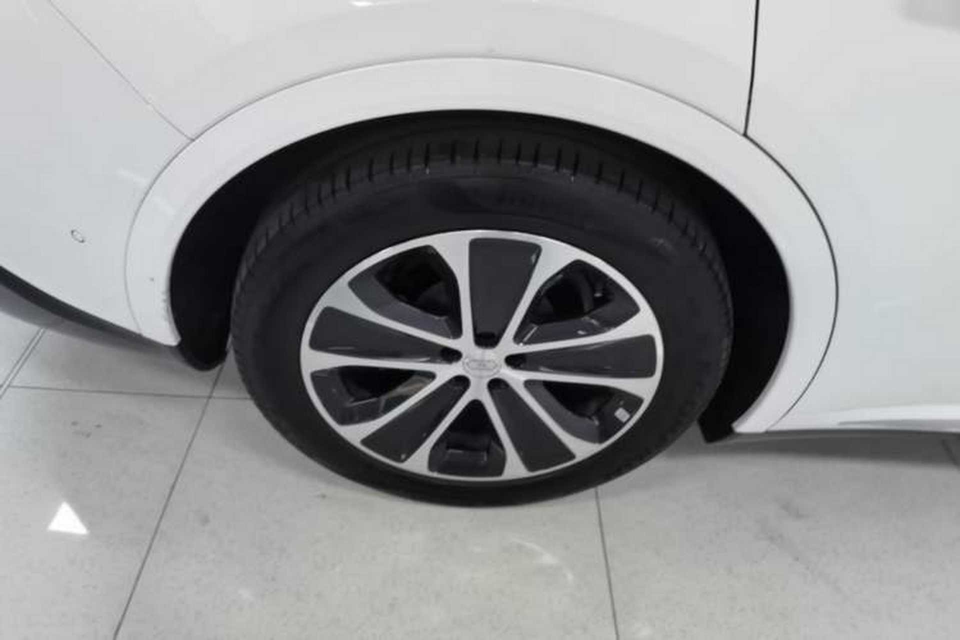 Used Hima Luxeed R7 2024 All-Electric 802 km Max Exterior 5