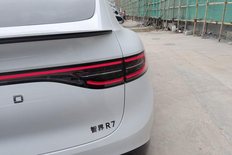 Used Hima Luxeed R7 2024 All-Electric 736 km Ultra Exterior 6