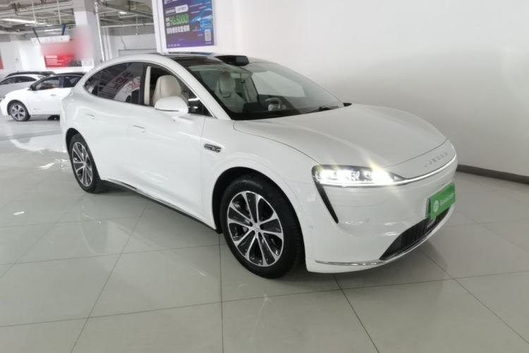Used Hima Luxeed R7 2024 All-Electric 802 km Max Front Right 45 Deg