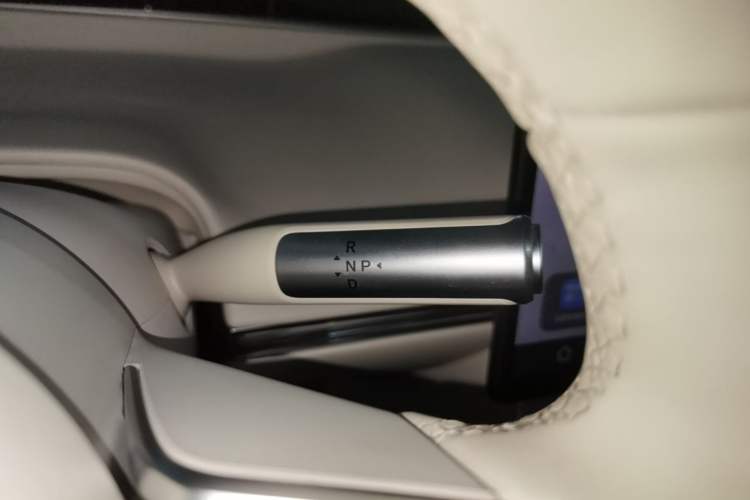 Used Hima Luxeed R7 2024 All-Electric 802 km Max Gear Lever