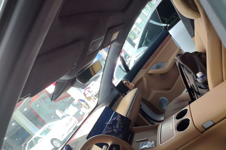 Used Hima Luxeed R7 2024 All-Electric 736 km Ultra Headliner