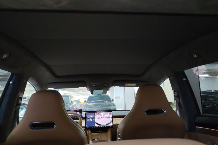 Used Hima Luxeed R7 2024 All-Electric 736 km Ultra Headliner