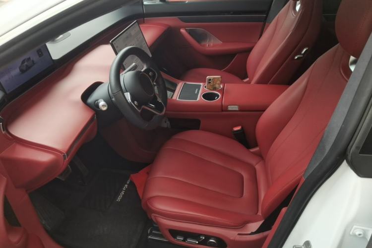 Used Hima Luxeed R7 2024 All-Electric 667 km Max Left Front Seat
