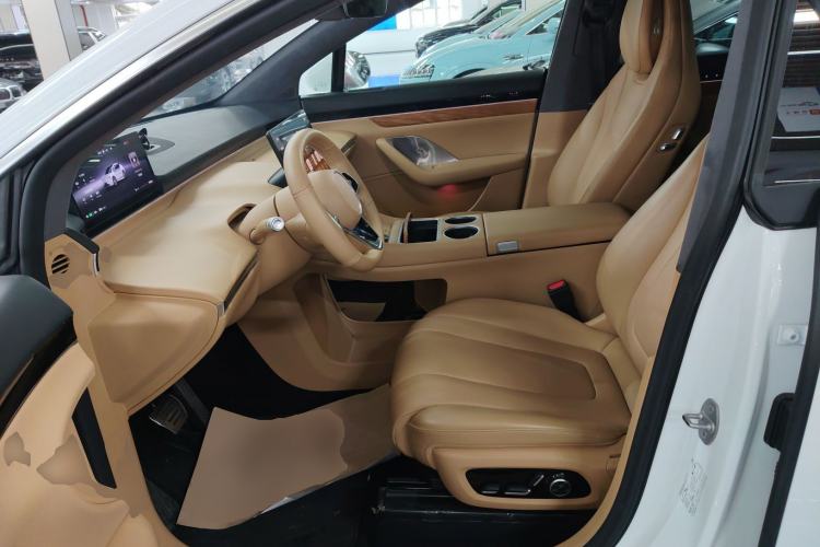 Used Hima Luxeed R7 2024 All-Electric 736 km Ultra Left Front Seat