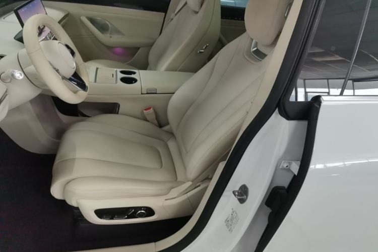 Used Hima Luxeed R7 2024 All-Electric 802 km Max Left Front Seat