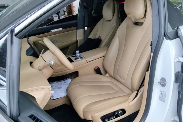 Used Hima Luxeed R7 2024 All-Electric 802 km Max Left Front Seat