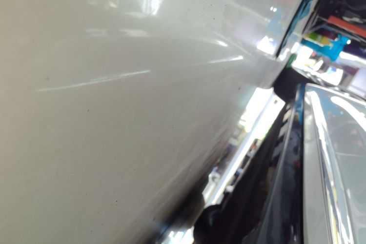 Used Hima Luxeed R7 2024 All-Electric 736 km Ultra Left Side Sill