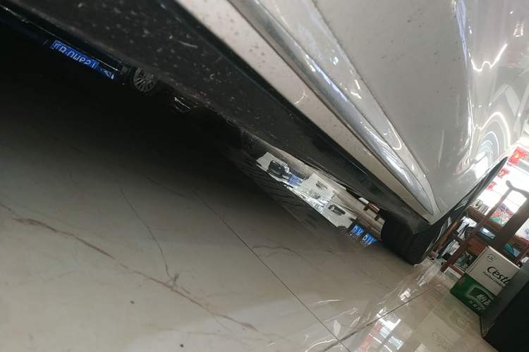 Used Hima Luxeed R7 2024 Pure Electric 667km Pro Left Side Sill
