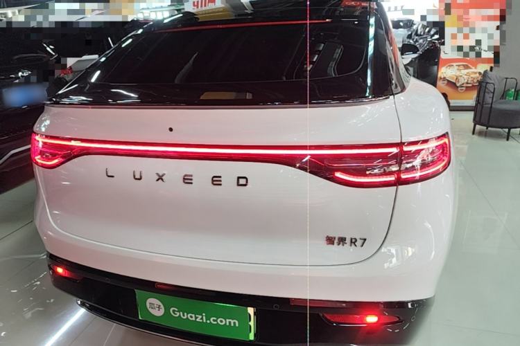 Used Hima Luxeed R7 2024 All-Electric 802 km Max Rear