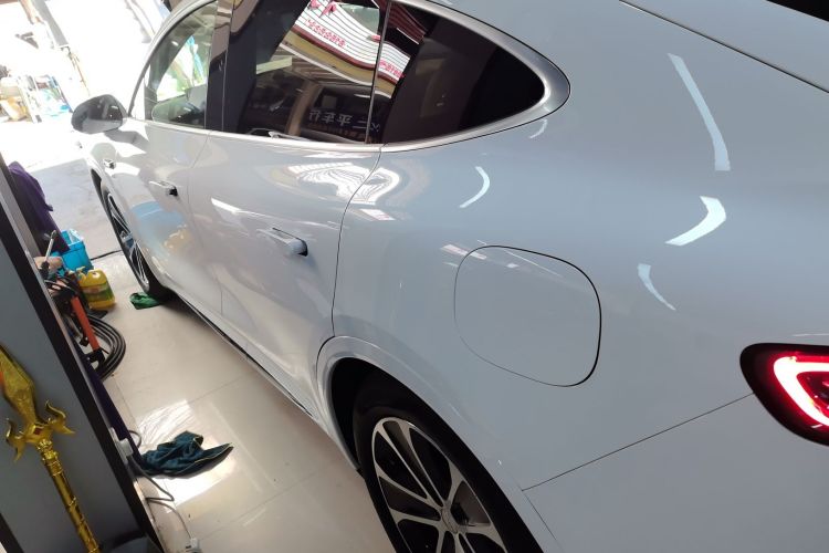 Used Hima Luxeed R7 2024 All-Electric 736 km Ultra Rear Left 45 Deg