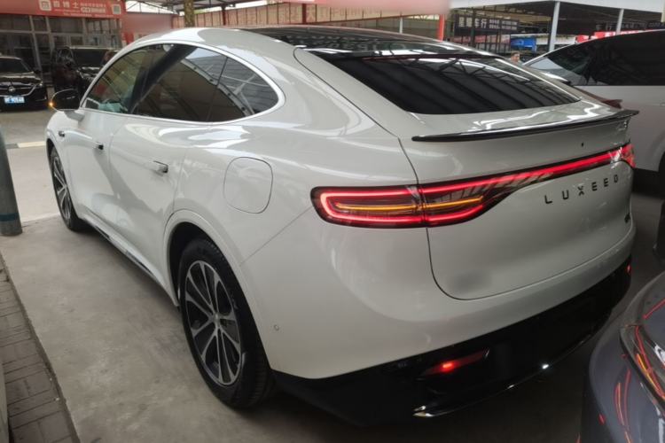 Used Hima Luxeed R7 2024 All-Electric 667 km Max Rear Left 45 Deg