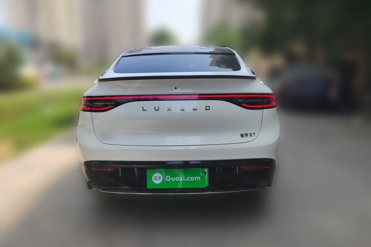 Used Hima Luxeed R7 2024 All-Electric 667 km Max Rear