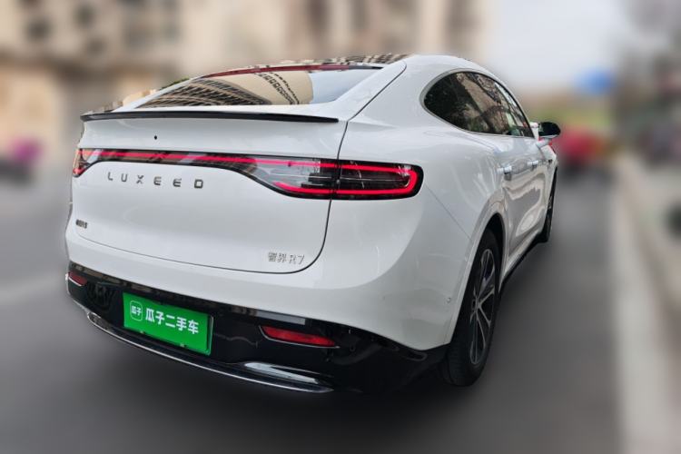 Used Hima Luxeed R7 2024 All-Electric 802 km Max Rear Right 45 Deg