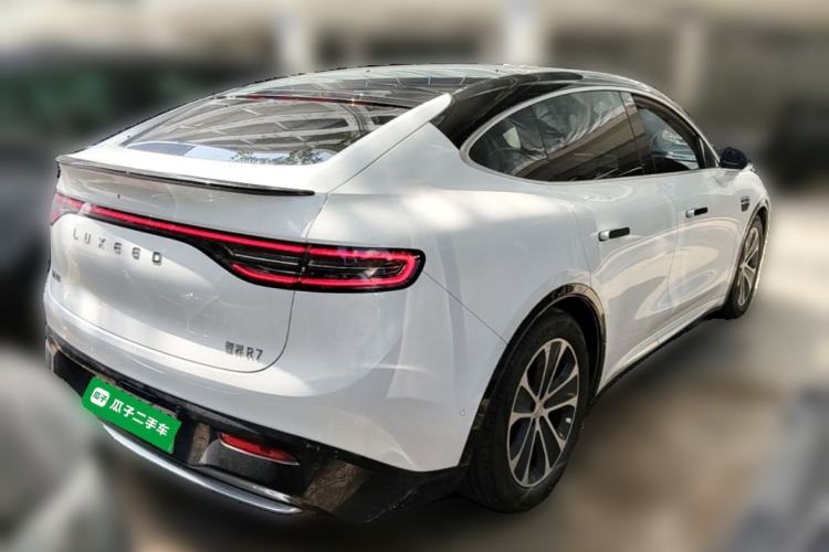 Used Hima Luxeed R7 2024 All-Electric 802 km Max Rear Right 45 Deg