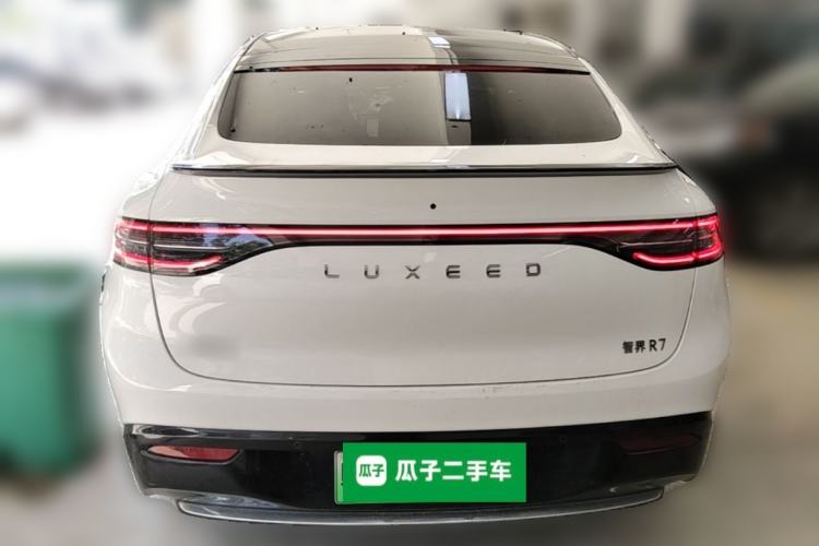 Used Hima Luxeed R7 2024 All-Electric 802 km Max Rear