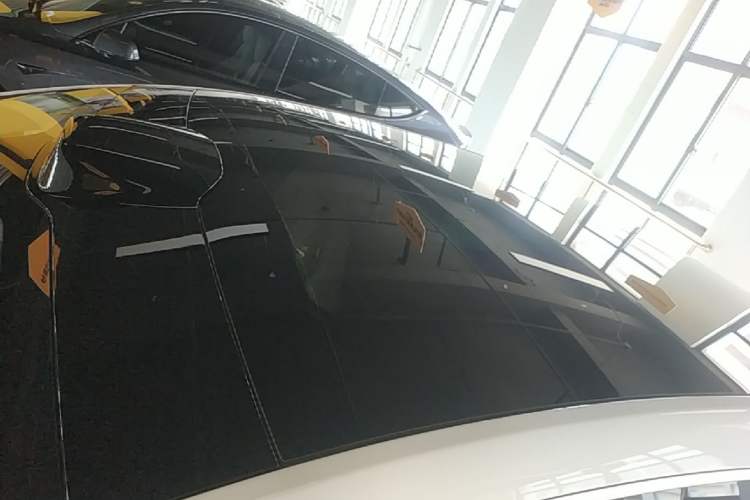 Used Hima Luxeed R7 2024 All-Electric 736 km Ultra Roof