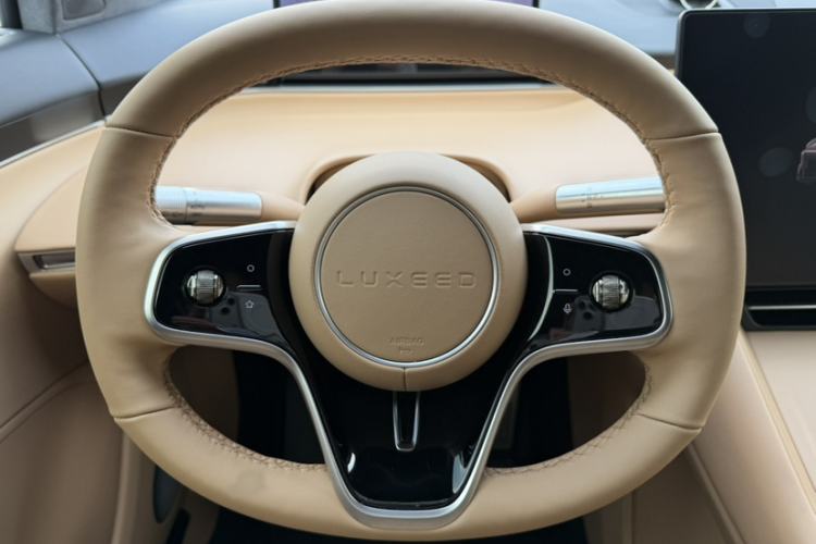 Used Hima Luxeed R7 2024 Pure Electric 667km Pro Steering Wheel