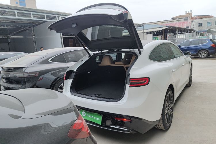 Used Hima Luxeed R7 2024 All-Electric 736 km Ultra Trunk