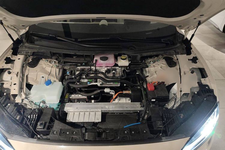 Used Hima Luxeed R7 2024 All-Electric 802 km Max Engine Bay